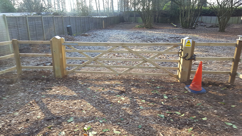 Diamond brace gate Nettlebed Sawmill